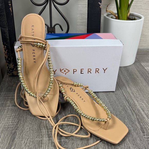 Katy Perry The Cubie Bead Sandal In Biscotti - Picture 2 of 8